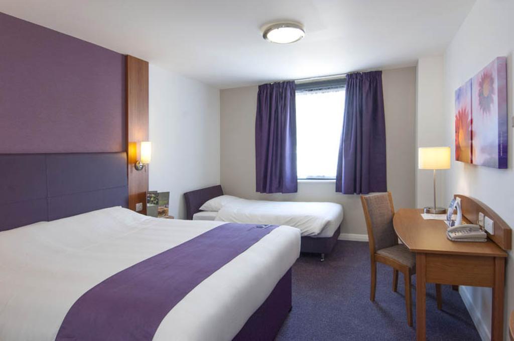 Premier Inn Plymouth City Centre - Sutton Harbour Habitación foto