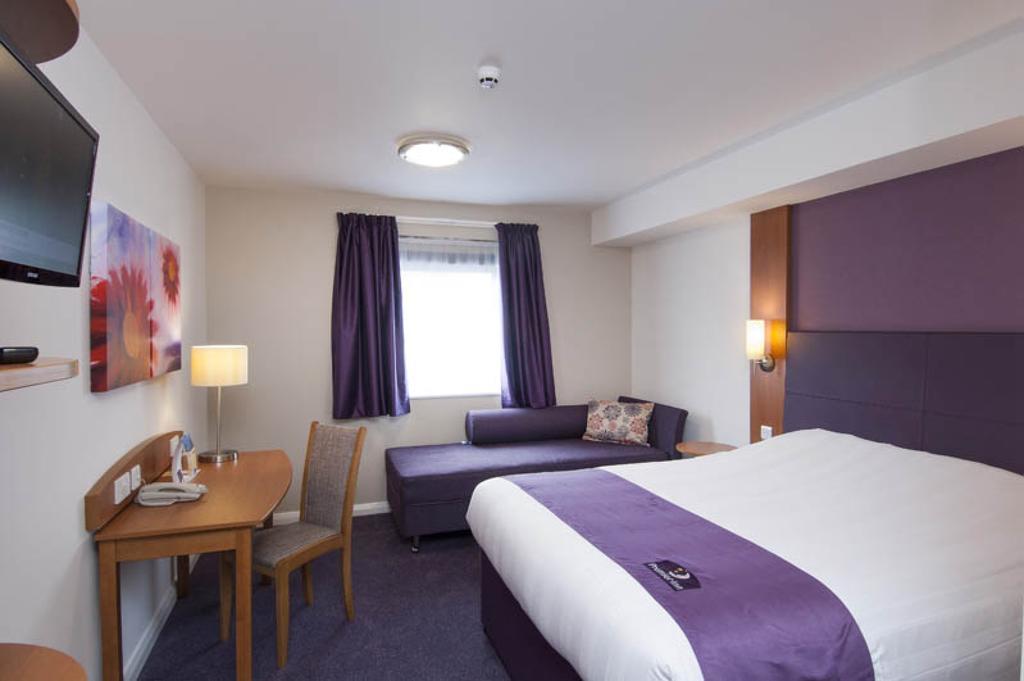 Premier Inn Plymouth City Centre - Sutton Harbour Habitación foto