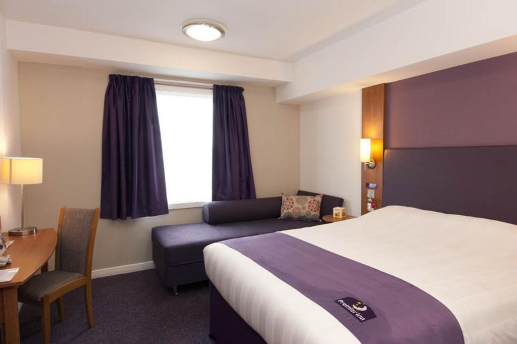 Premier Inn Plymouth City Centre - Sutton Harbour Exterior foto